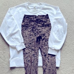 NEW w/ot tags Lululemon Limited Edition Sugar Plum Velour leggings/ white swtsht